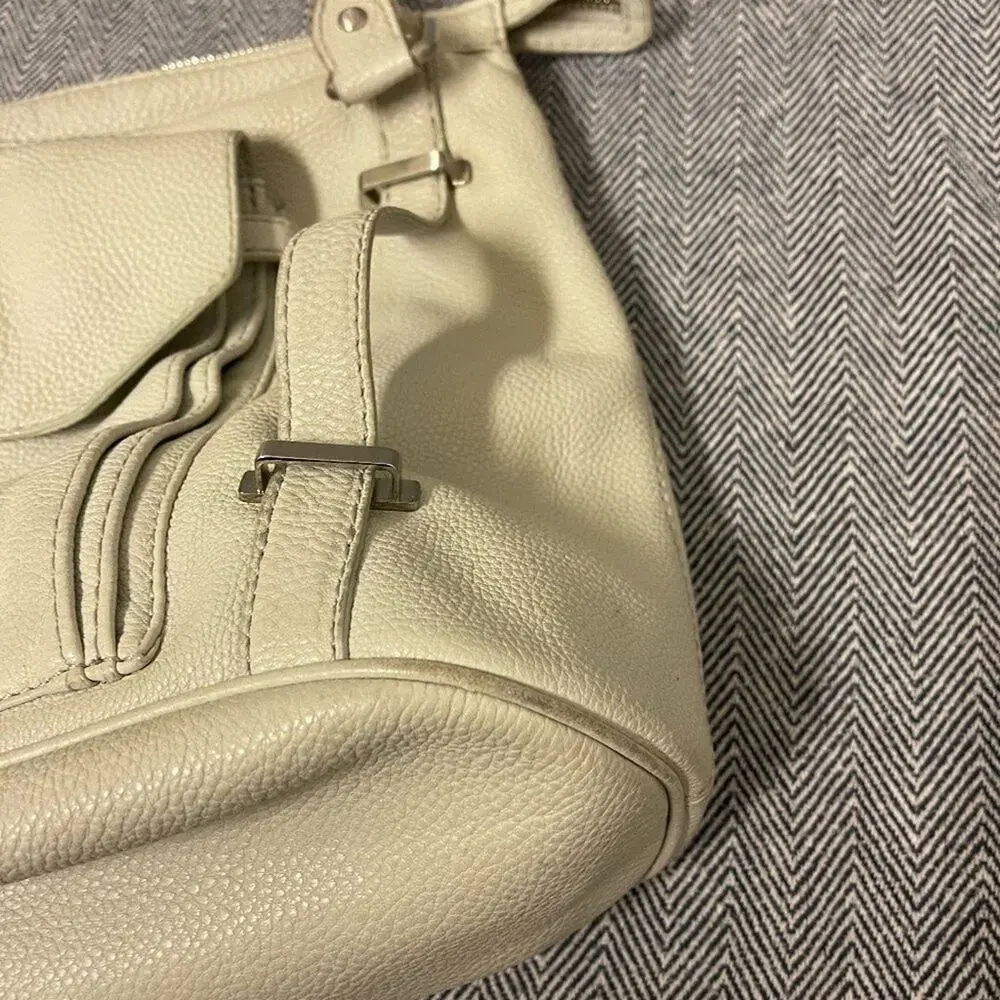 OLIVIA HARRIS - Pebbled Hobo Bag - Picture 7 of 10